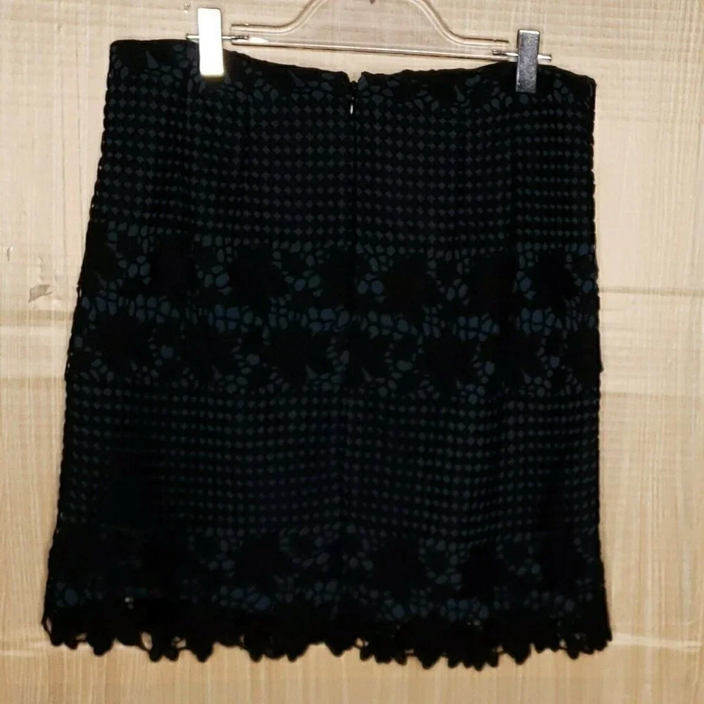 Loft Womens Black Crochet Knit Skirt With Teal Underlay 4